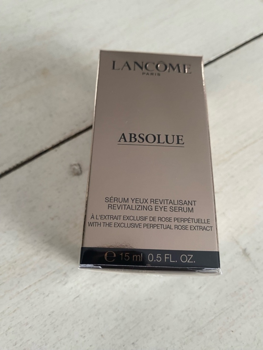 Lancôme Absolue Revitalizing Eye Serum - Rose Gold Packaging
